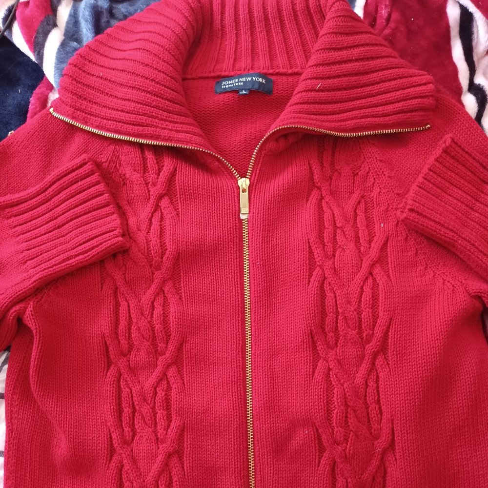 Zippered cardigan